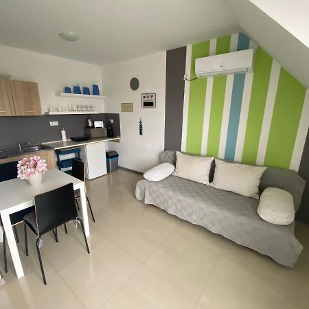 Lexi Family Apartman Apartment Hajduszoboszlo Bagian luar foto