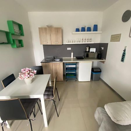 Lexi Family Apartman Apartment Hajduszoboszlo Bagian luar foto