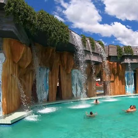 Lexi Family Apartman Apartment Hajduszoboszlo Bagian luar foto