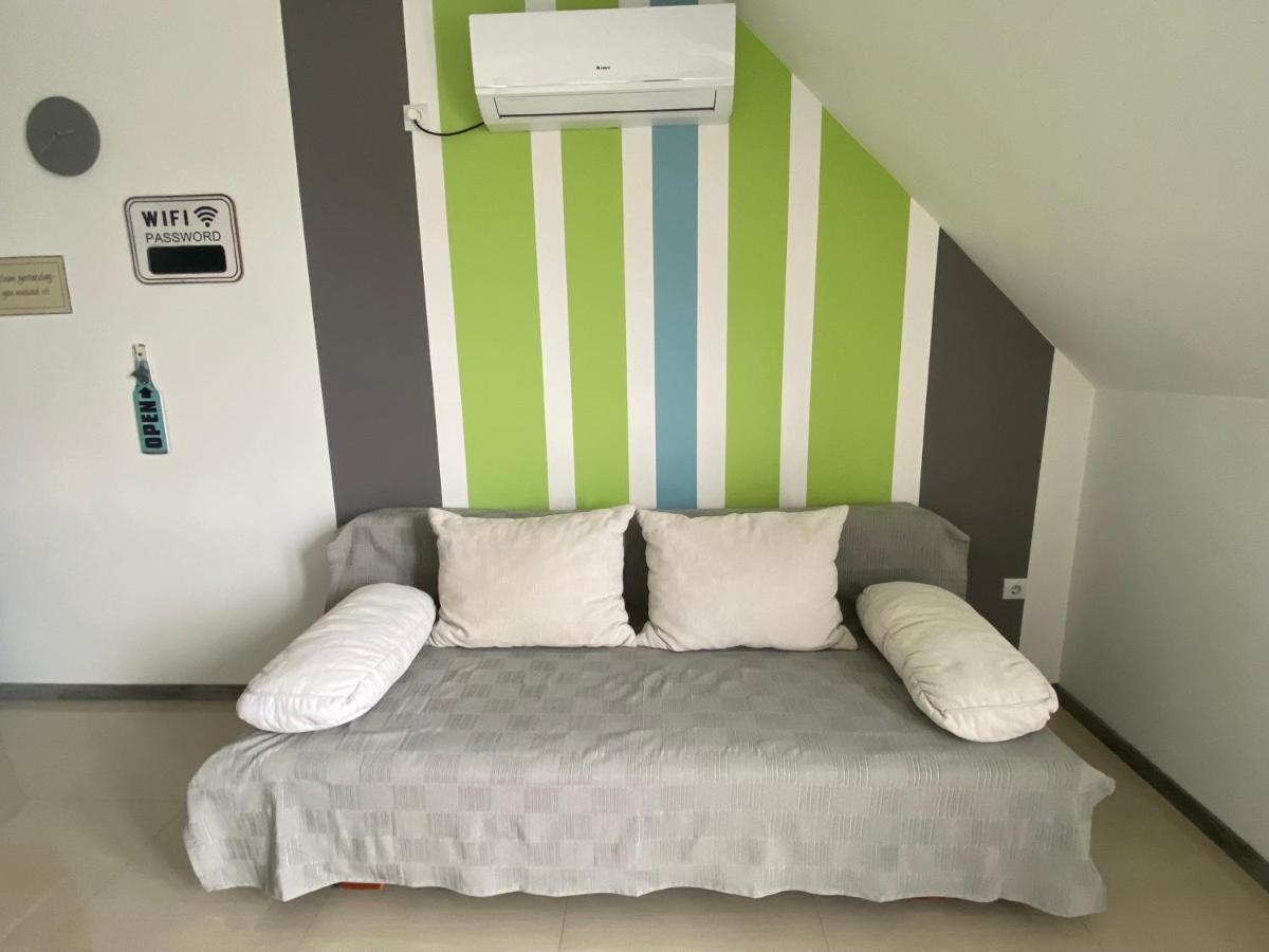 Lexi Family Apartman Apartment Hajduszoboszlo Bagian luar foto