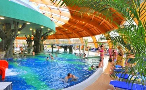 Lexi Family Apartman Apartment Hajduszoboszlo Bagian luar foto